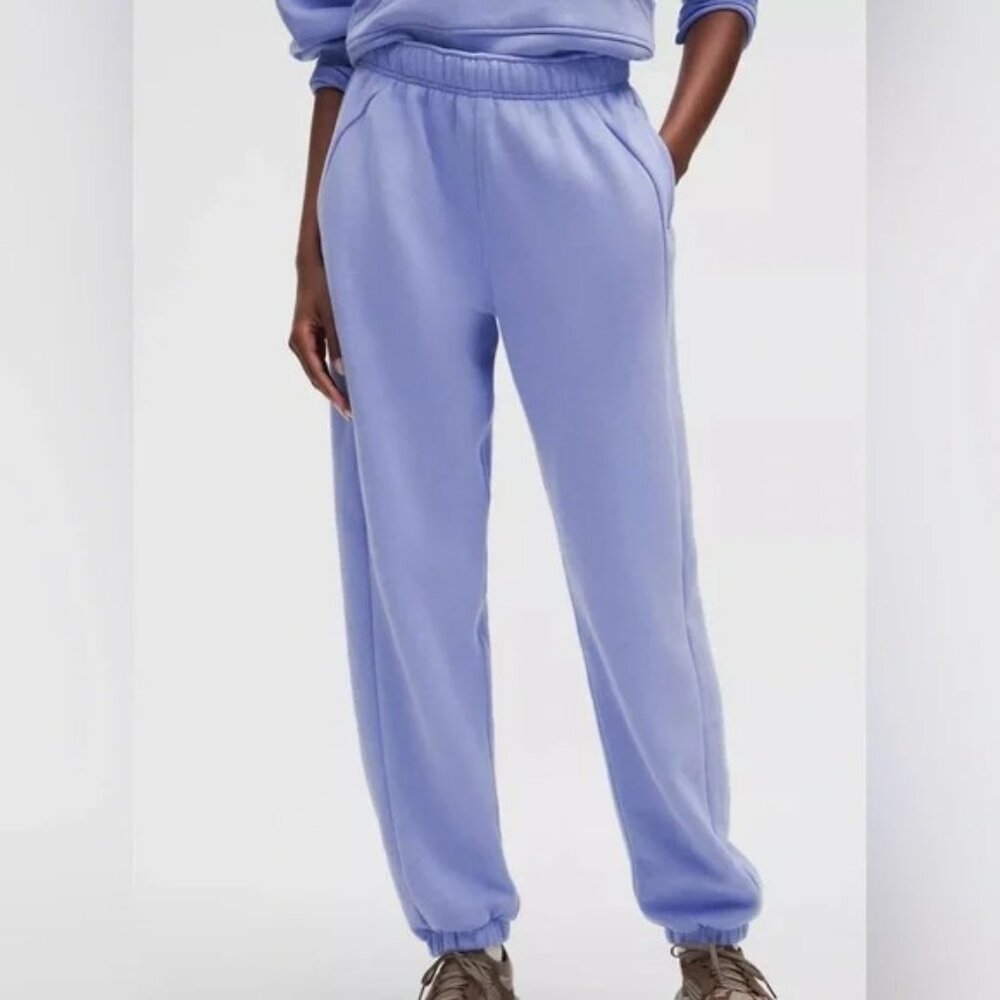 Lululemon Scuba Mid-Rise Oversized Jogger Dusty Lilac Size L Regular NWT